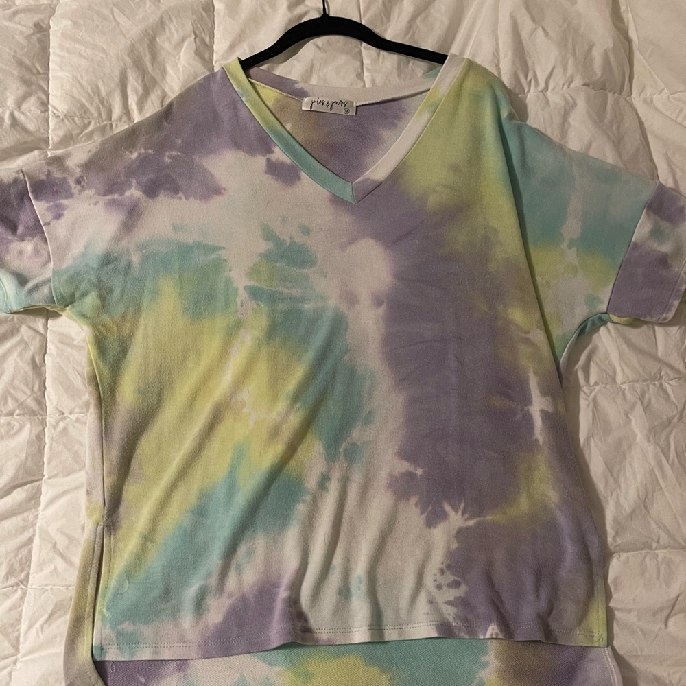 Jules and James, Size Medium, Tie Dye Top
